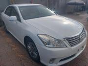 Toyota Crown 2012 White for sale