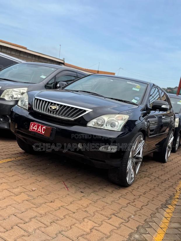 Toyota Harrier 2.4 2012 Black
