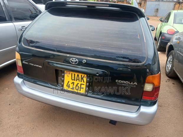 Toyota Corolla 1999 Black