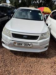 Subaru Forester 2010 White for sale
