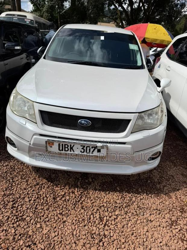 Subaru Forester 2010 White