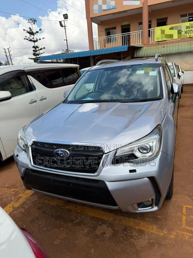 Subaru Forester 2017 Silver