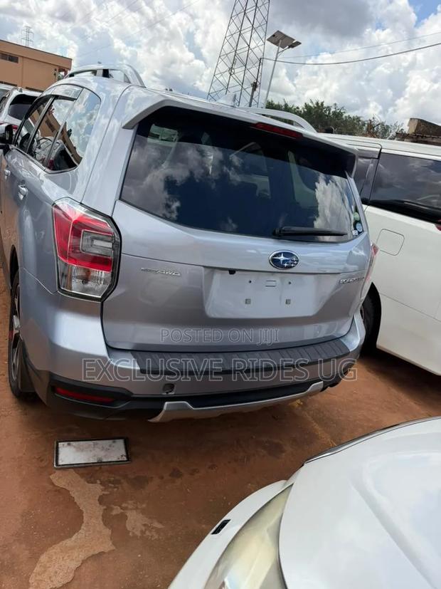 Subaru Forester 2017 Silver