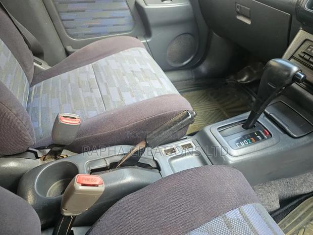 Toyota RAV4 1997 Gray