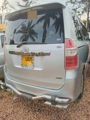 Toyota Noah 2009 Silver for sale
