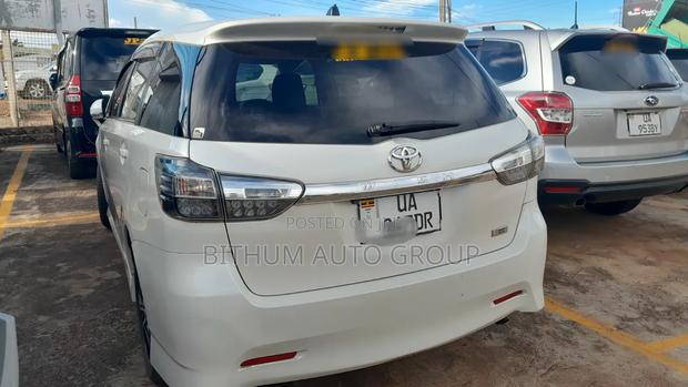 Toyota Wish 2016 White