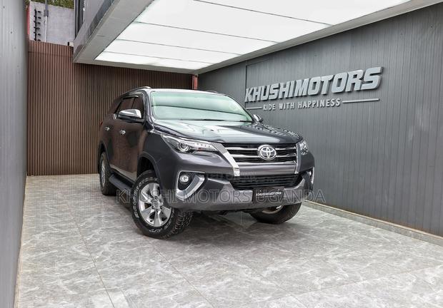 Toyota Fortuner 2017 Gray