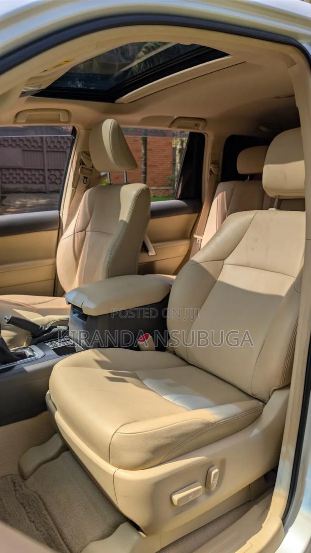 Toyota Land Cruiser Prado 2015 White