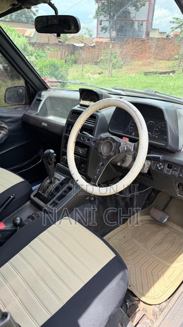 Suzuki Escudo 1994 Blue