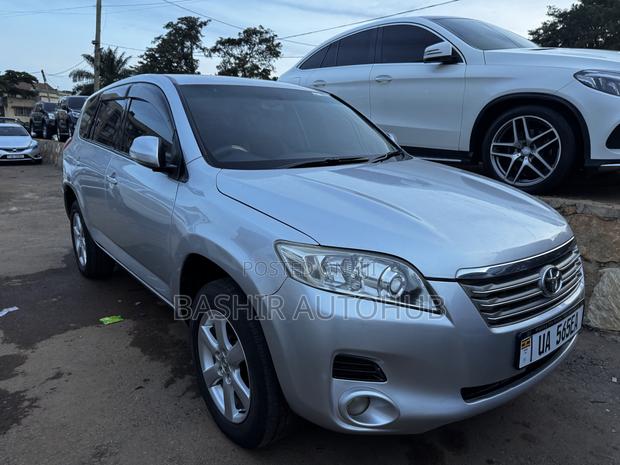 Toyota Vanguard 2009 Silver