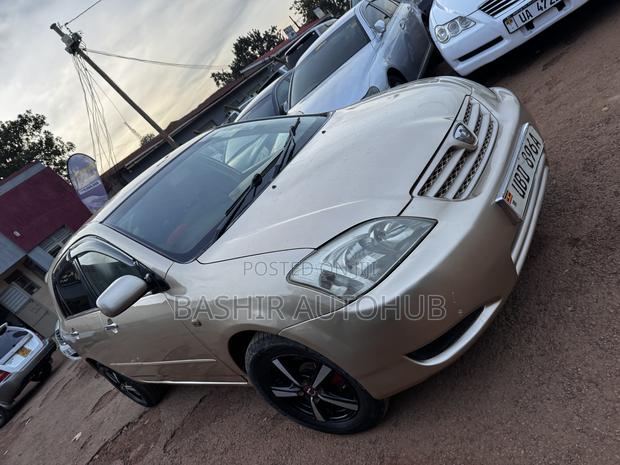 Toyota Allex 2005 Gold
