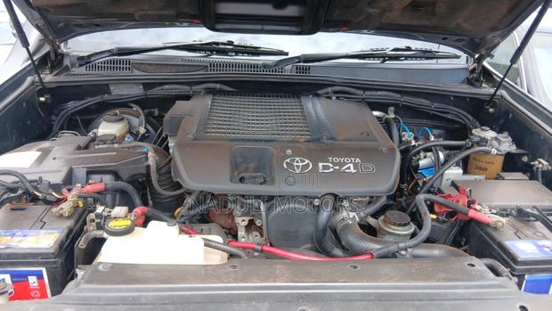 Toyota Land Cruiser Prado 2009 Gray