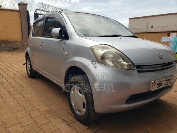 Toyota Passo 2005 Silver