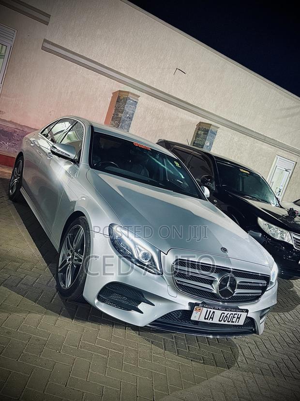 Mercedes-Benz E200 2017 Silver