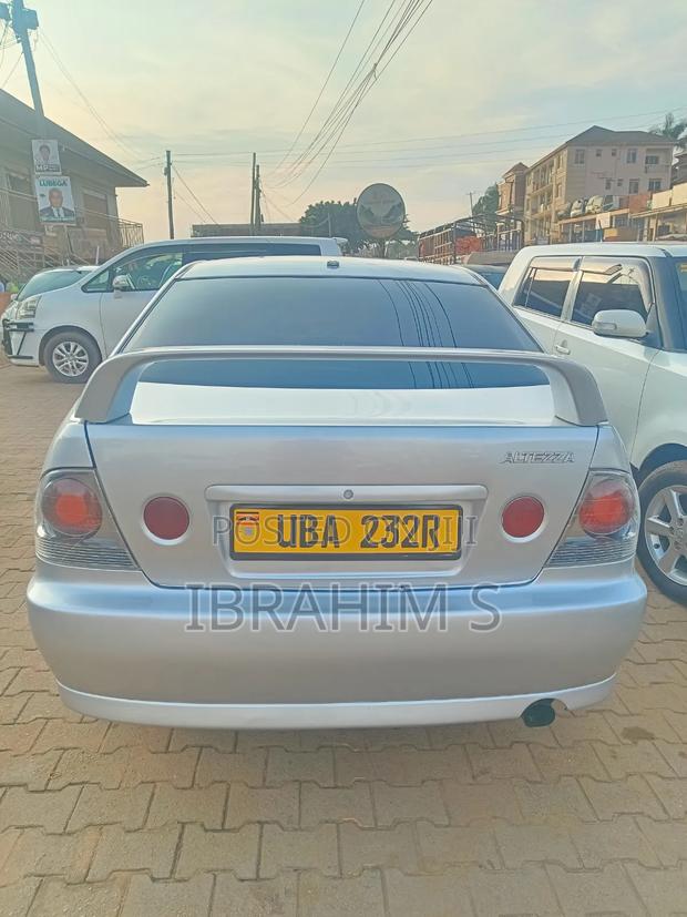 Toyota Altezza 2010 Silver