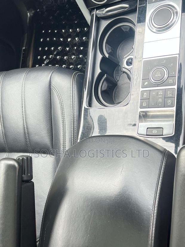 Land Rover Range Rover Vogue 2016 Silver