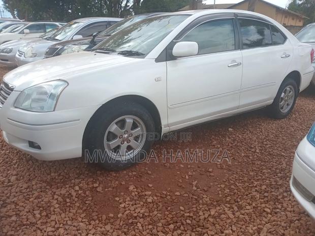 Toyota Premio 2006 White