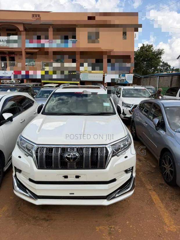 Toyota Land Cruiser Prado 2.7 2018 White