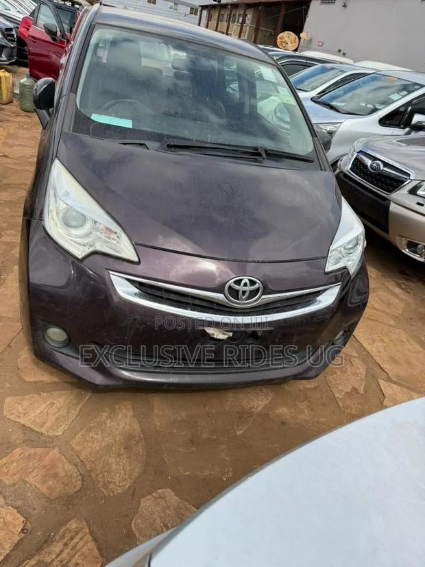 Toyota Ractis 1.5 AWD 2016 Maroon