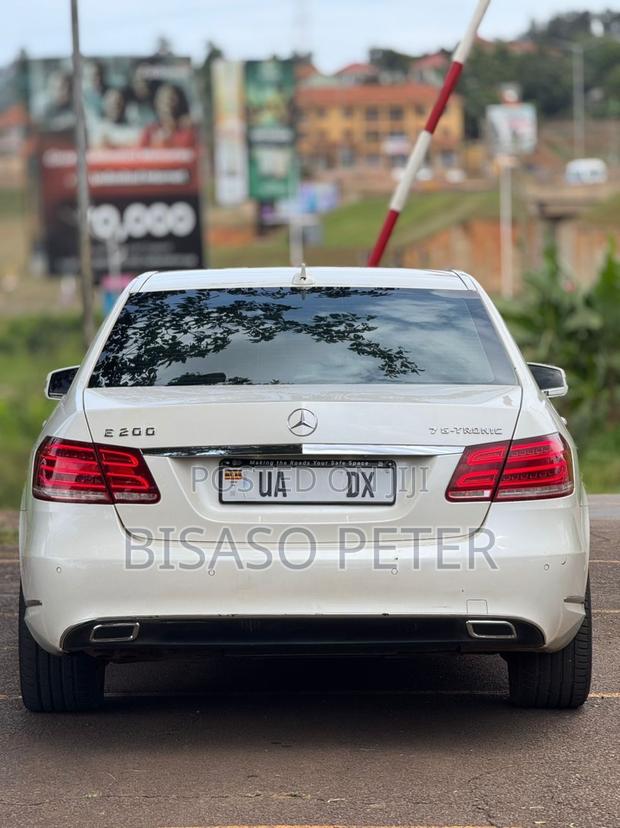 Mercedes-Benz E200 2014 White