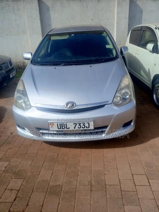 Toyota Wish 2007 Silver