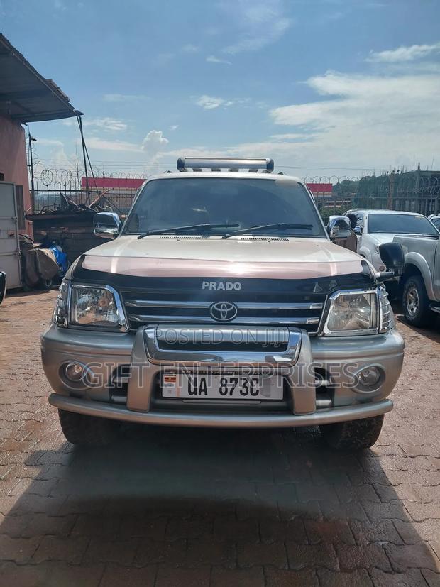 Toyota Land Cruiser Prado 2000 Pearl