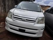 Toyota Noah 2007 White for sale