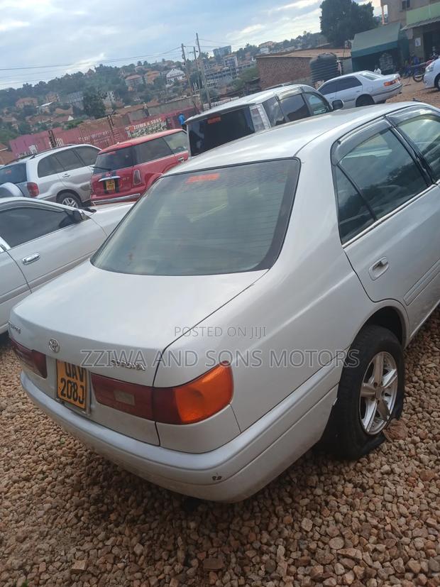 Toyota Premio 1.8 AWD 2012 Gray