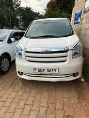 Toyota Noah 2009 White for sale