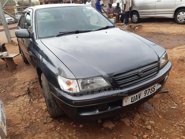 Toyota Corona Premio 1999 Green