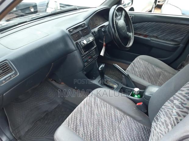 Toyota Corona Premio 1999 Green