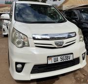Toyota Noah 2012 White for sale