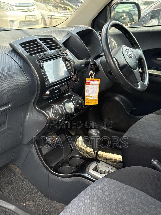 Toyota IST 2008 Black