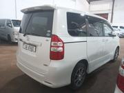 Toyota Noah 2011 White for sale