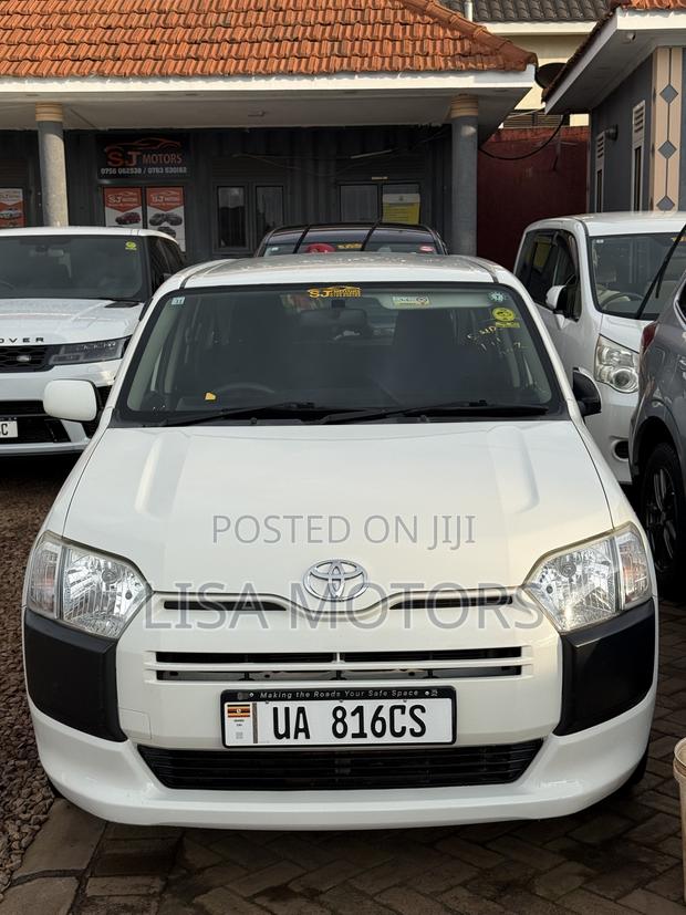 Toyota Probox 1.5 DX 4WD 2016 White