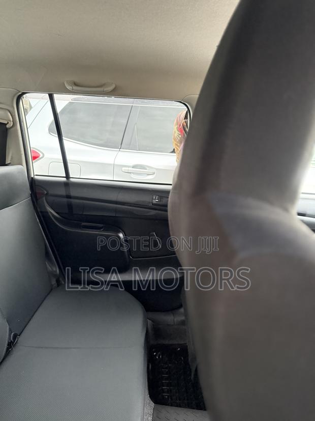 Toyota Probox 1.5 DX 4WD 2016 White