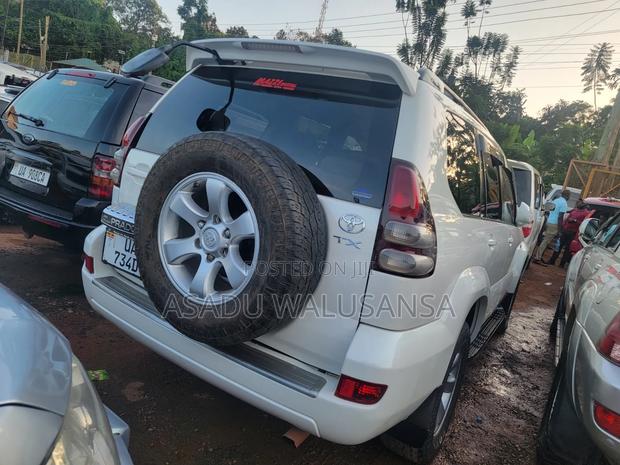 Toyota Land Cruiser Prado 2014 White