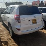 Toyota Vanguard 2002 White for sale