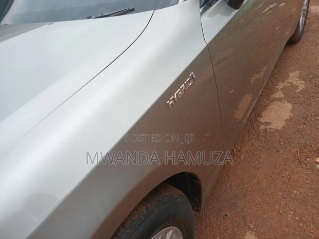 Toyota Crown 2013 Silver