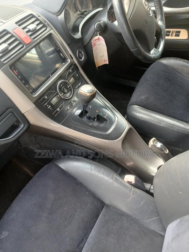 Toyota Blade 2019 Silver