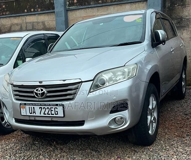 Toyota Vanguard 2008 Silver