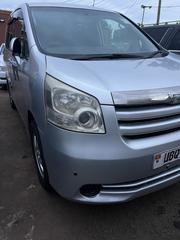 Toyota Noah 2009 Silver for sale