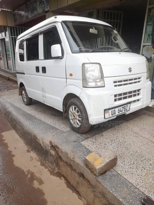 New Suzuki Every Wagon 2012 White