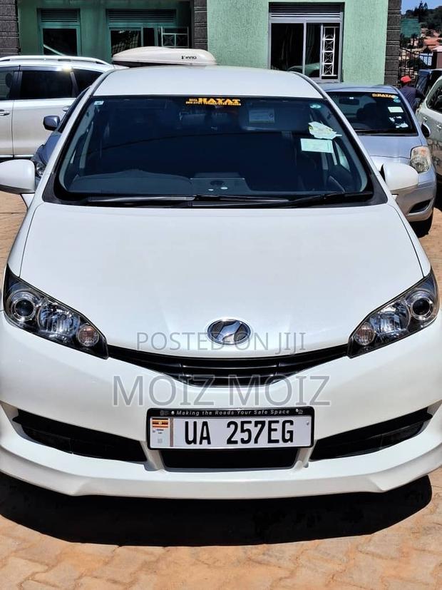 Toyota Wish 2010 White