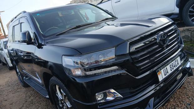 Toyota Land Cruiser 2018 Black