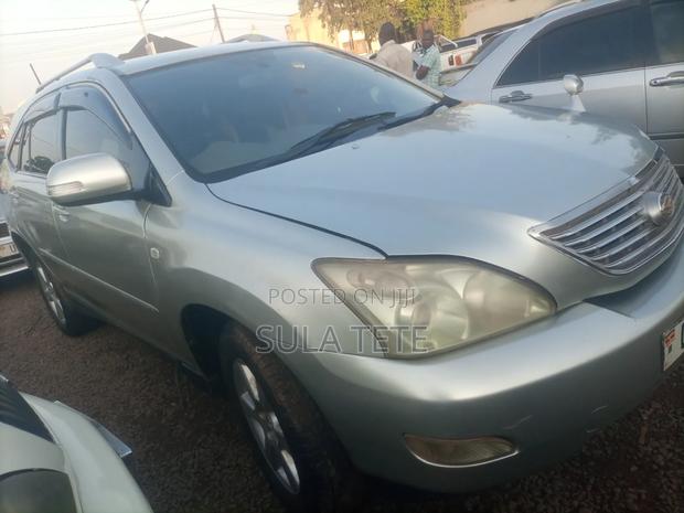 Toyota Harrier 3.0 V6 2004 Silver