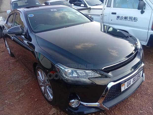 Toyota Mark X 2.5 AWD 2014 Black