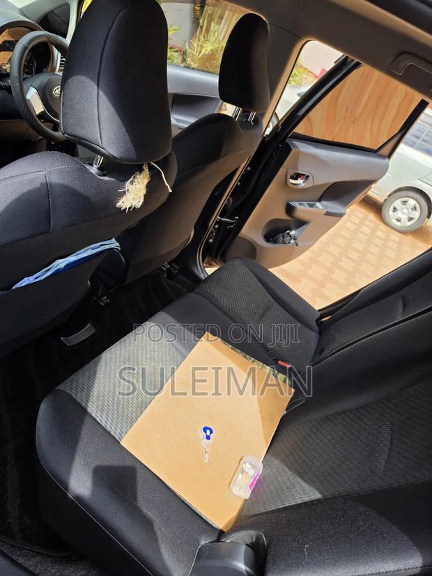 Subaru Trezia 2011 Black