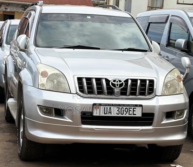 Toyota Land Cruiser Prado 2.7 i 2010 Silver