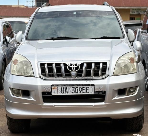 Toyota Land Cruiser Prado 2.7 i 2010 Silver